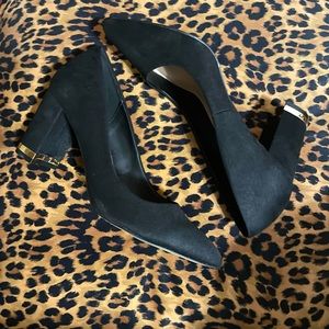 CALL IT SPRING BLACK AND GOLD POINTED SUEDE BLOCK HEELS
